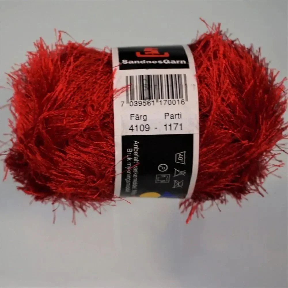 Funny Pelsgarn 4109 Eyelash Yarn Sandnes Garn Red Rust Color 1 Skein